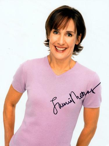 Laurie-Metcalf-signed-photo-roseanne-big-bang-theory-tv-memorabilia-television-jackie-mrs-cooper