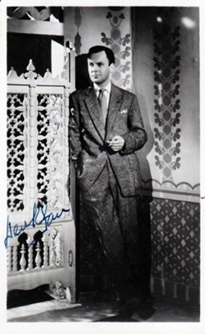 Derek-Farr-autograph-signed-crossroads-memorabilia-timothy-hunter-the-dambusters-Group-Captain-Whitworth-War-of-the-roses-big-boy-now-signature