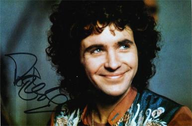 david-essex-autograph-david-essex-memorabilia-signed-hold-me-close-thatll-be-the-day-stardust-Godspell-Rock-On-Evita-Che-Life-Make-You-a-Star-Oh-What-a-Circus-Silver-Dream-Racer