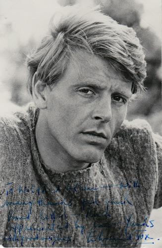 Edward-Fox-Hollywood-movies-film-legend-autograph-signed-photo-memorabilia-day-of-jackal