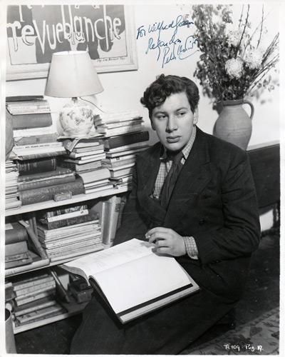 Peter-Ustinov-legend-autograph-signed-memorabilia-raconteur-author-signature-celebrity-writer-wit