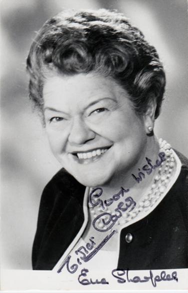 Violet-Carson-Ena-Sharples-Coronation-Street-autograph-signed-tv-soap-memorabilia-Children's-Hour-BBC-Radio-Have-A-Go-Granada-TV-studios-cinema-pianist-rover's return-corrie-weatherfield